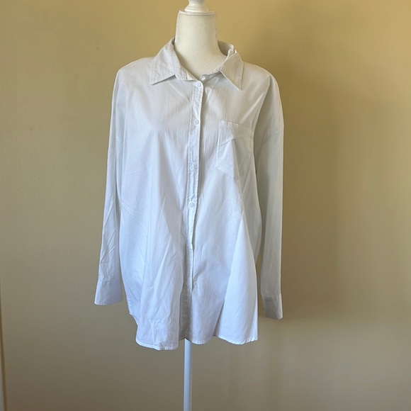 White button up shirt from cotton on - Picture 2 of 10